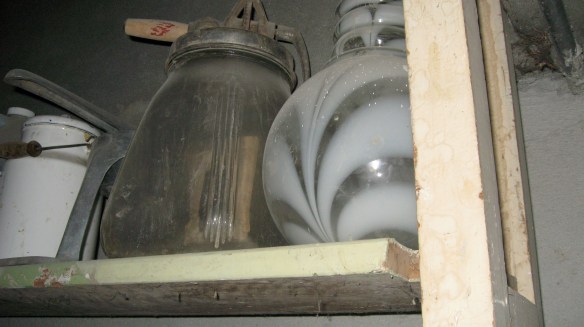 IMG_0725 according to my mother, the clear class thing was part of a blender machine